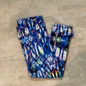 Fabletics Capri Athletic Legging